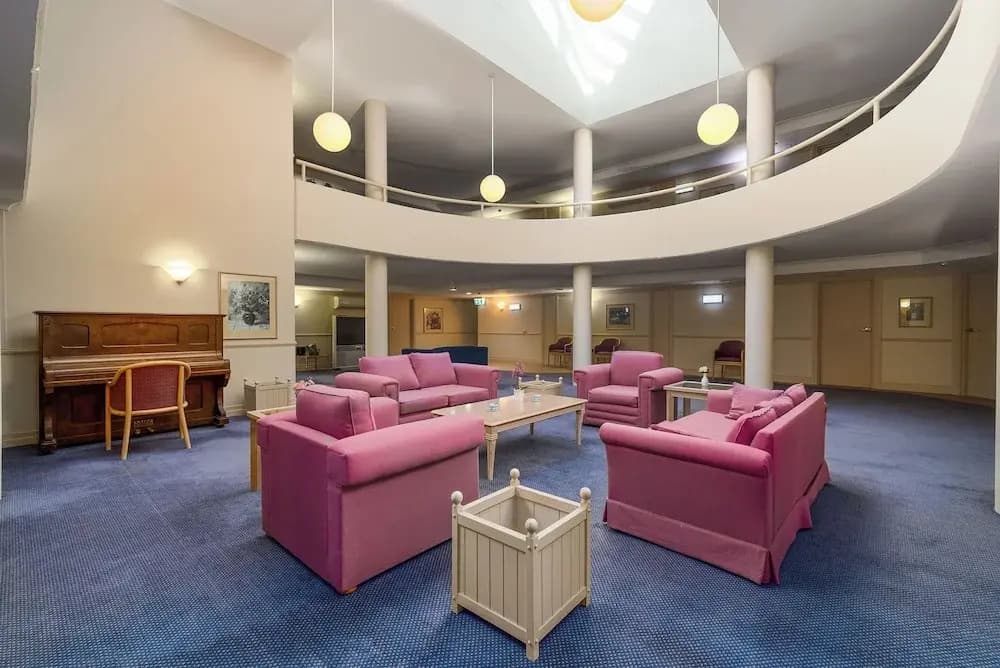 Wahroonga Furnished Apartments - photo 1