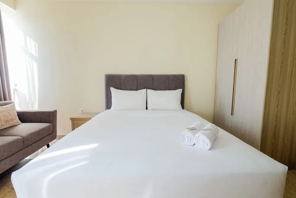 Modern Studio Menteng Park Apartment - photo 3