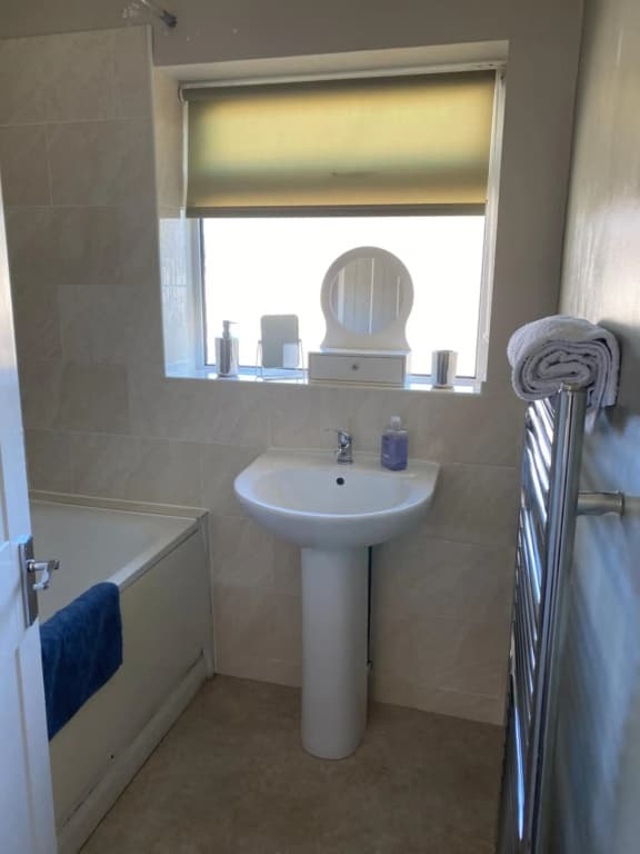 12 Harlesden Road close to ExCel - photo 7
