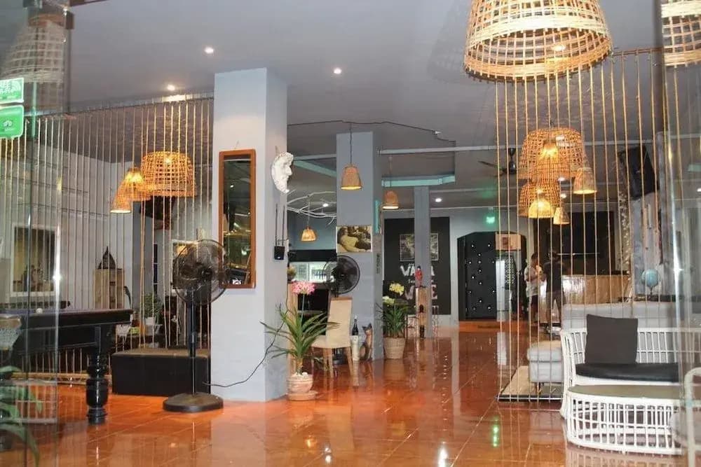 The Cubic Hotel - Hostel - photo 1