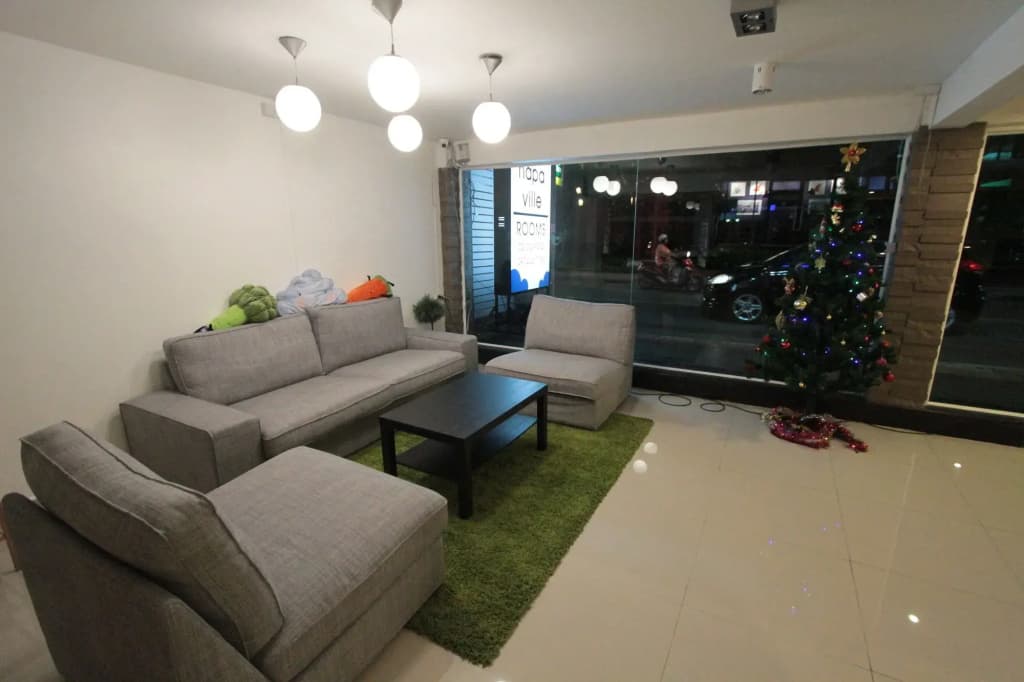 Napaville Huai Khwang Hostel - photo 2