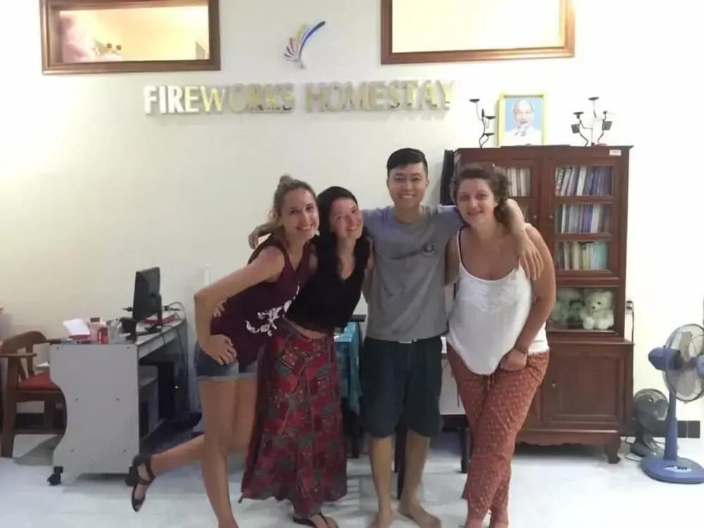 Fireworks Homestay - photo 20