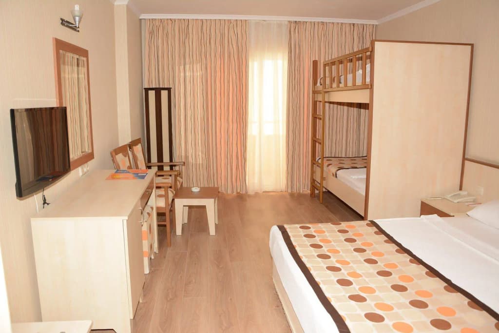 Calido Sol Hotel - photo 4