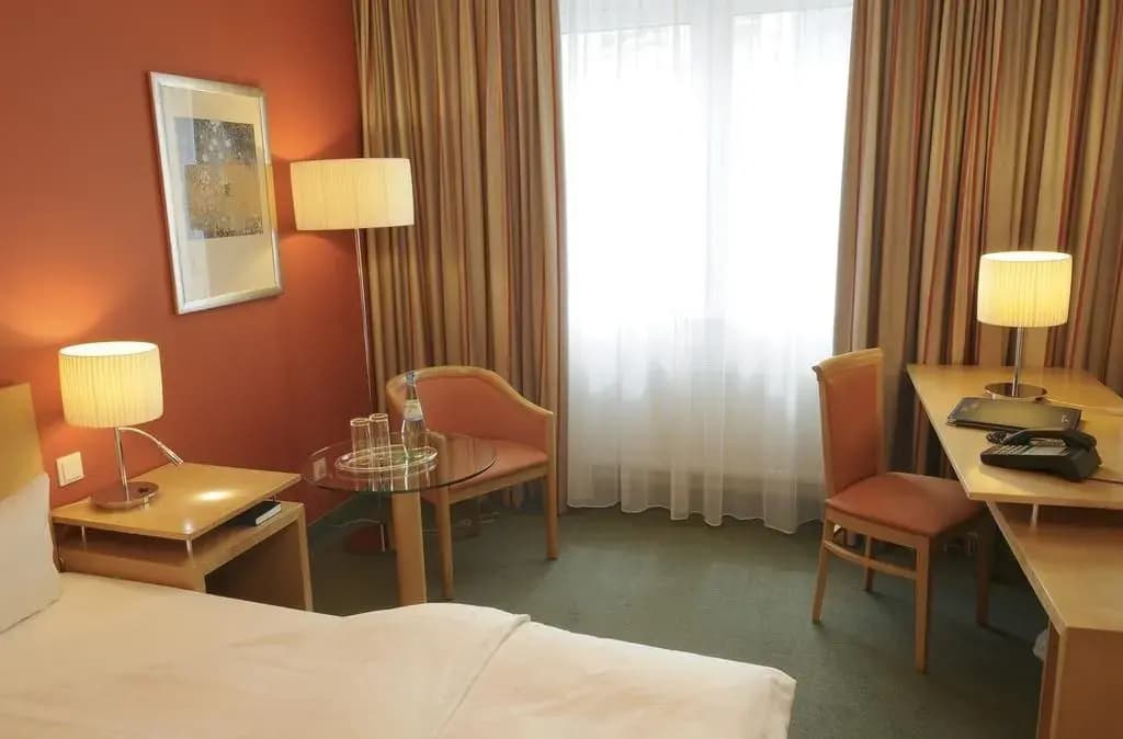 Upstalsboom Hotel Friedrichshain - photo 4