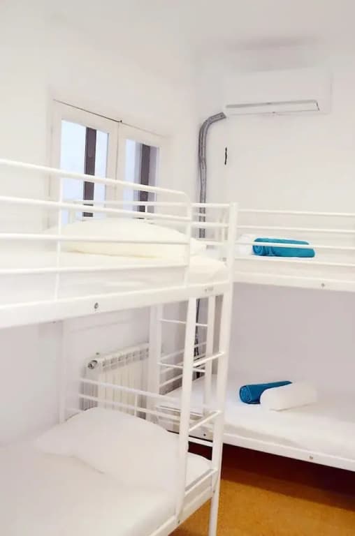 Hostel 18 - photo 12