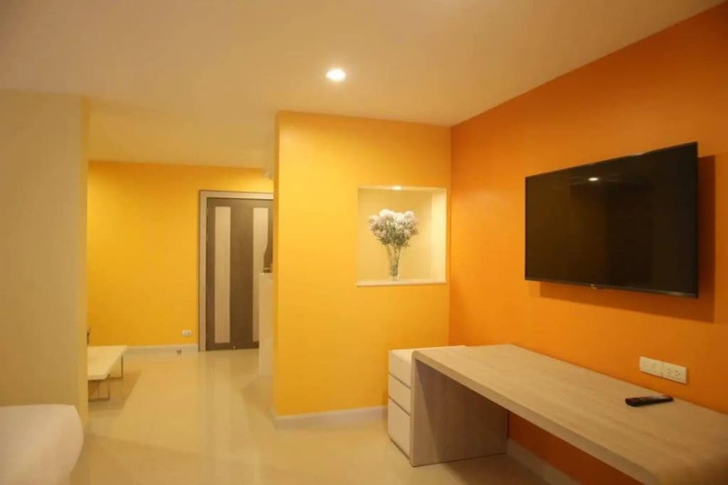 Trebel Service Apartment Pattaya - photo 4