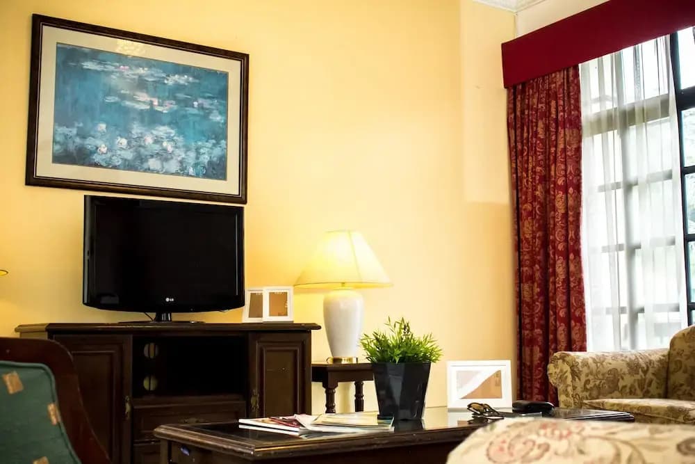 Duta Vista Executive Suites - photo 4