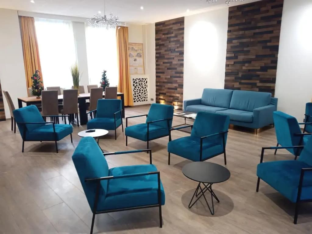 Hotel Busby - photo 20