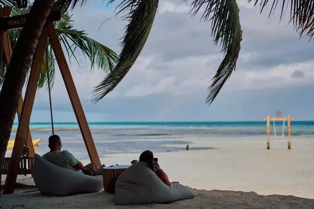 Stone Hotel Dhiffushi - photo 25