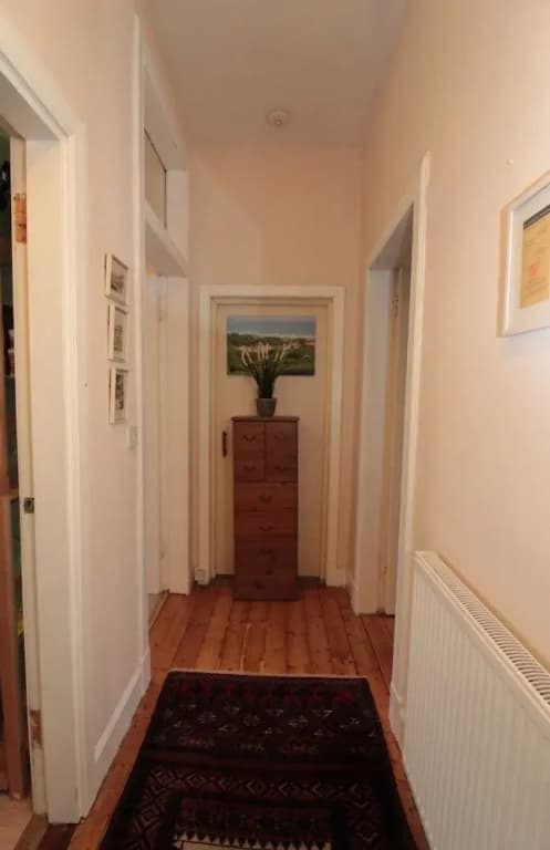 Bright, Spacious Flat For 2 in Edinburgh - photo 9