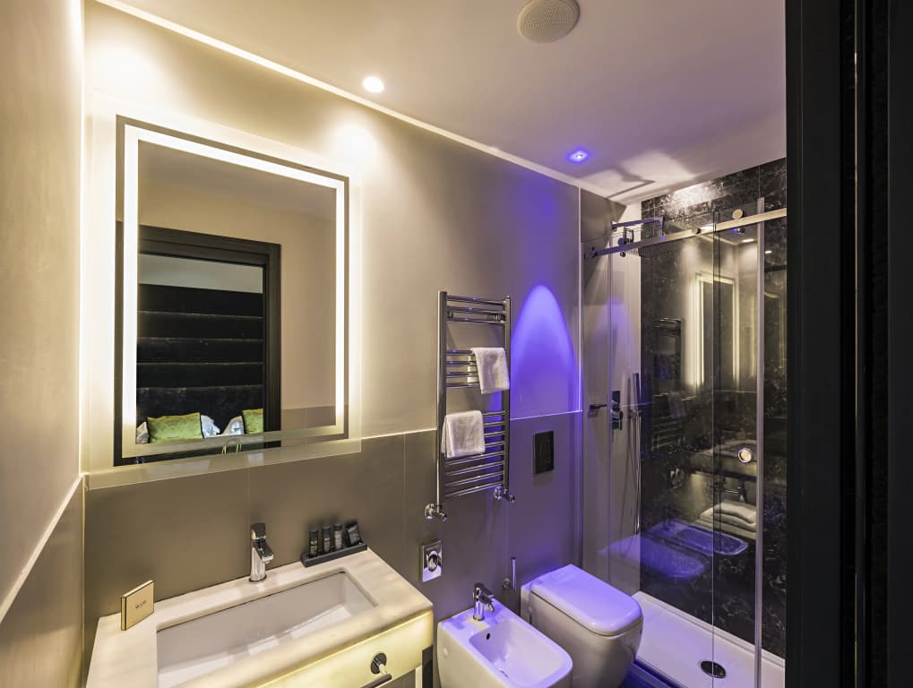 Hotel The Glam - photo 18