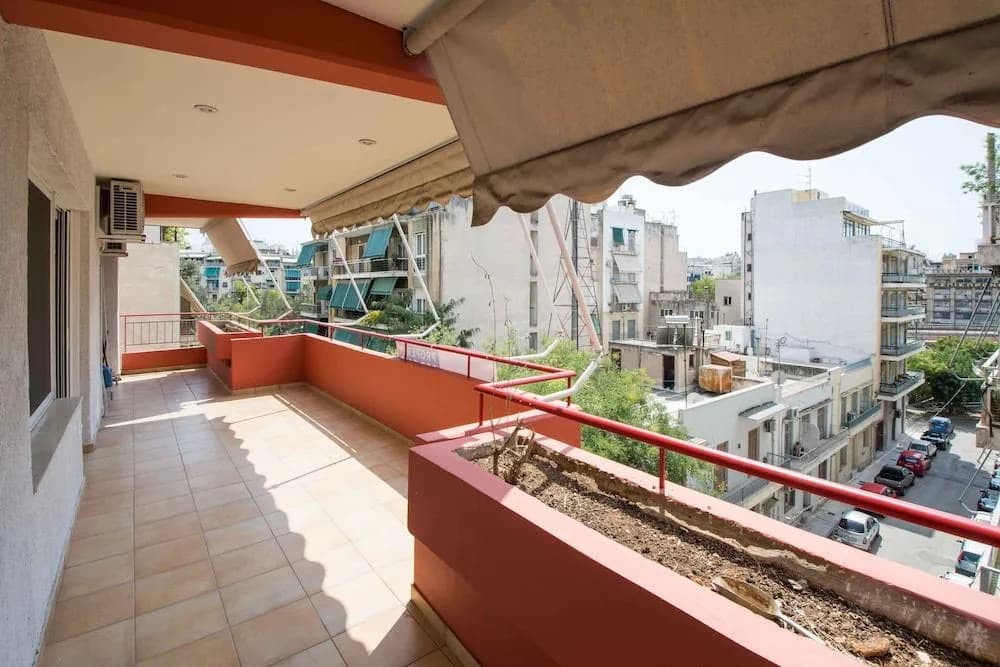 Trojan Affair Residence - photo 25