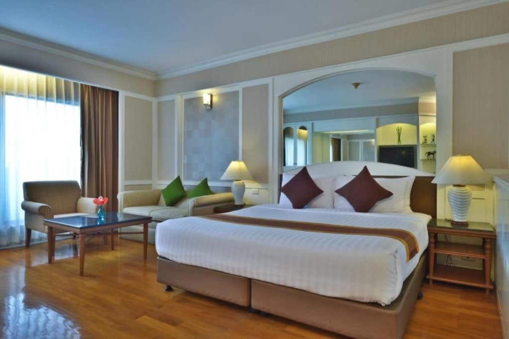 Centre Point Plus Hotel Pratunam - photo 5
