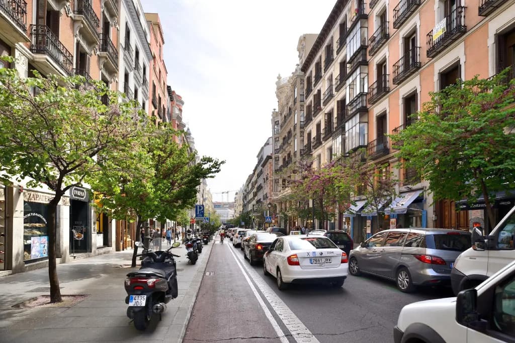Calle Mayor Apartments - main photo