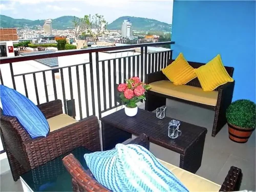 Bliss Patong Modern Studio - photo 6
