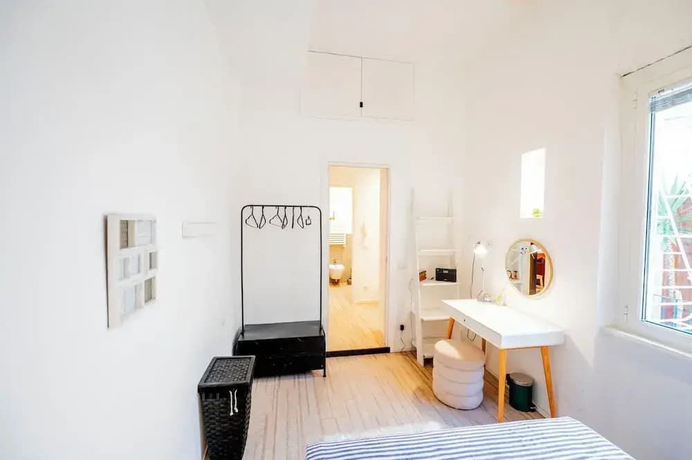 Charming Design Apartment In Vibrant Pigneto - photo 3