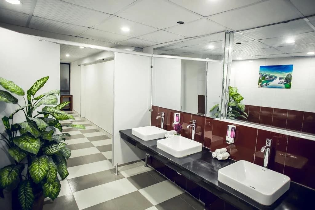 Asia Backpacker Hostel - photo 5