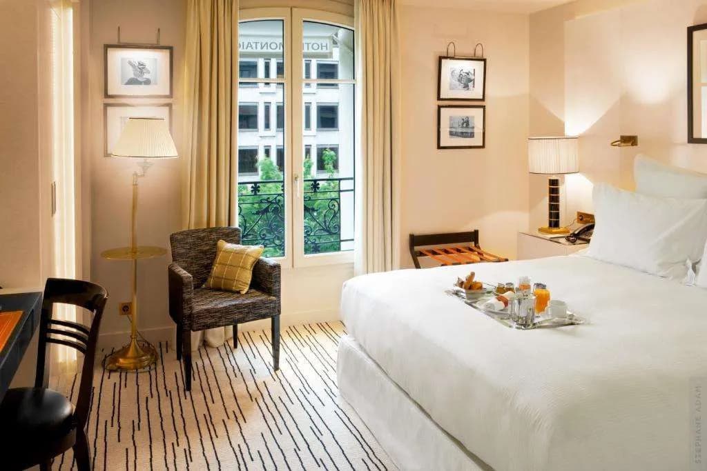 Hôtel Montaigne - photo 34
