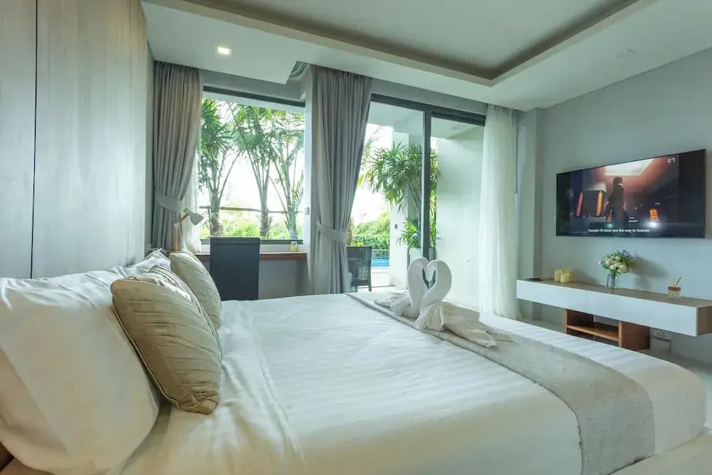 Luxury Everything Walking Distance c112 - photo 4