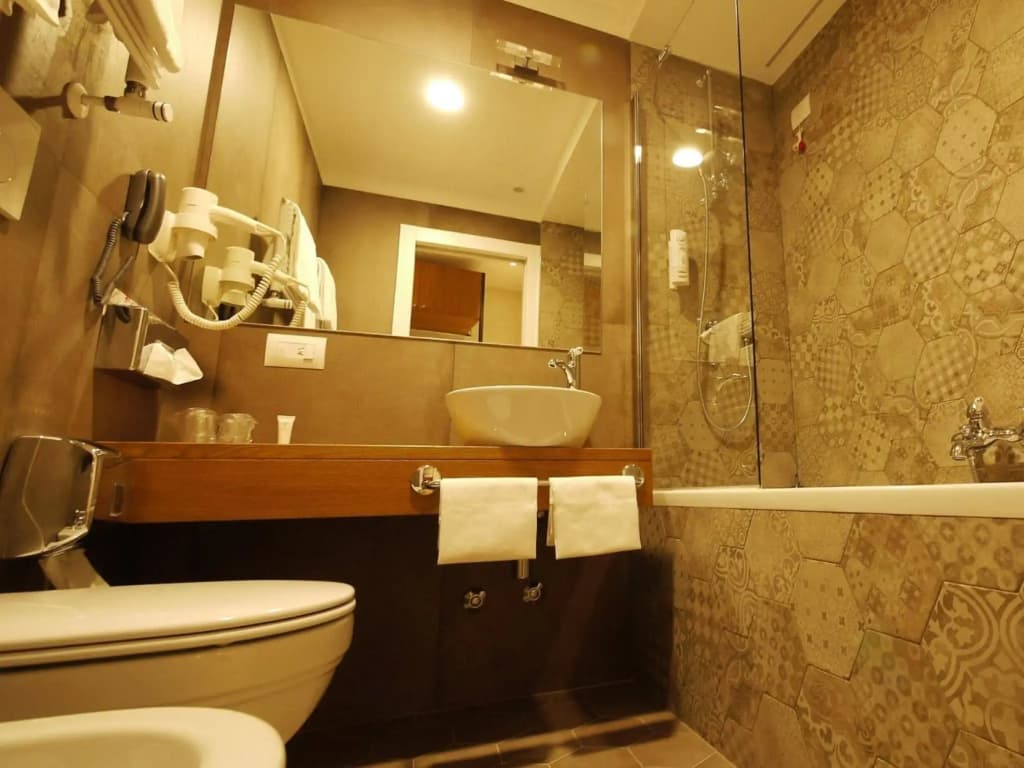 Hotel Elite - photo 8
