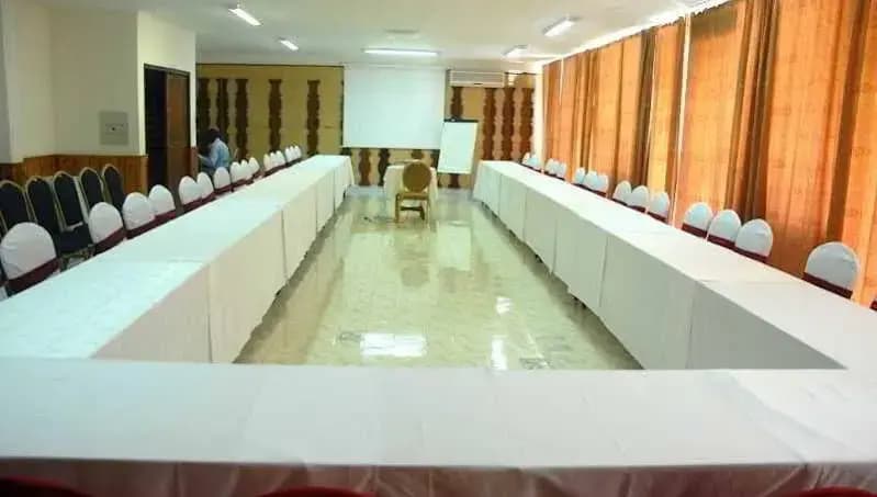 Wiseman Grand Hotel - photo 14