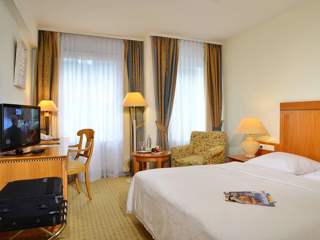 Radisson Hotel Berlin Charlottenburg - photo 4