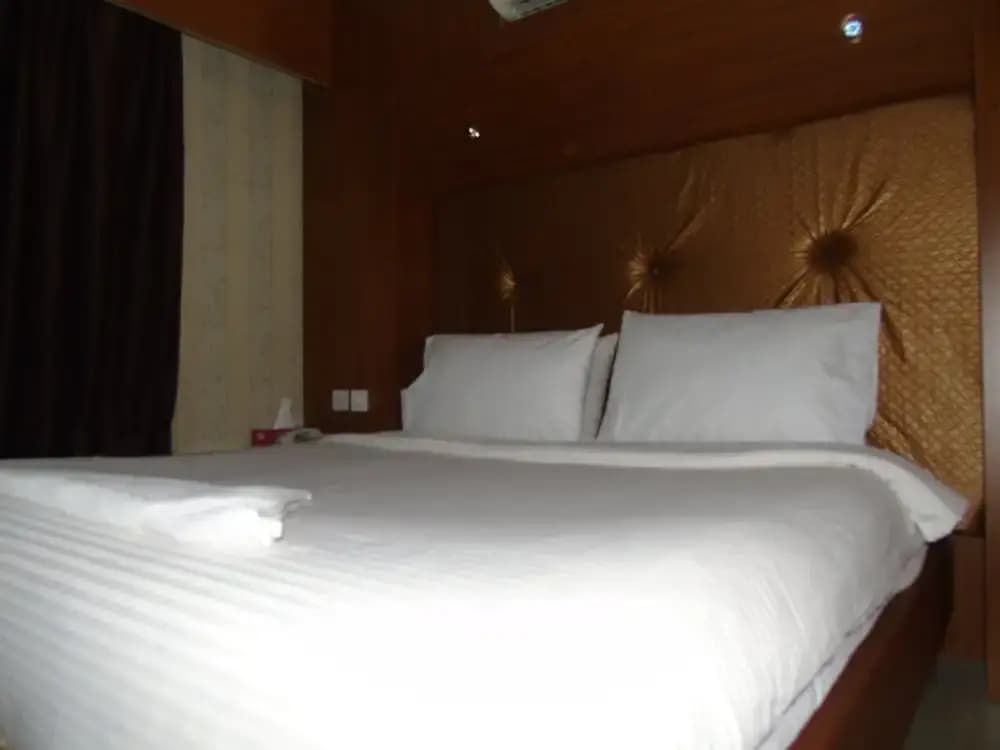 Al Burj International Hotel - photo 14
