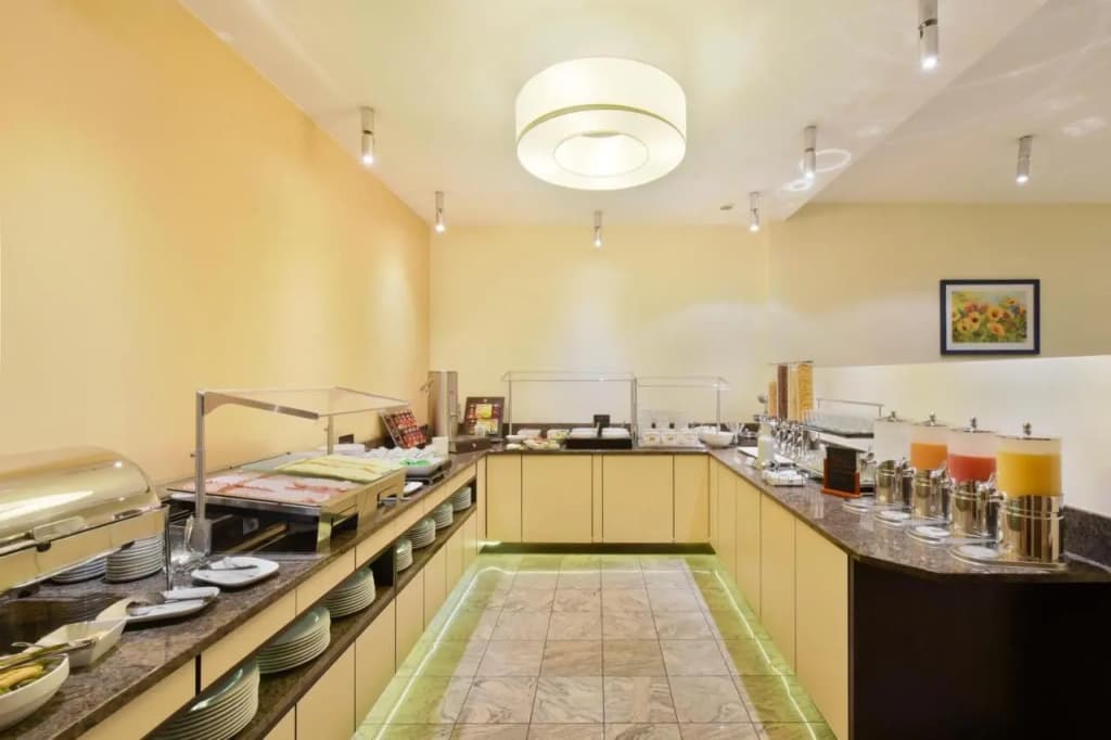 Hotel Lucia - photo 38