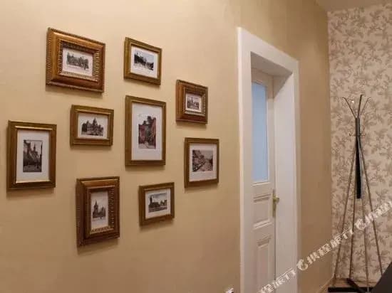 Royal Prague Apartment Celakovskeho Sady - photo 3