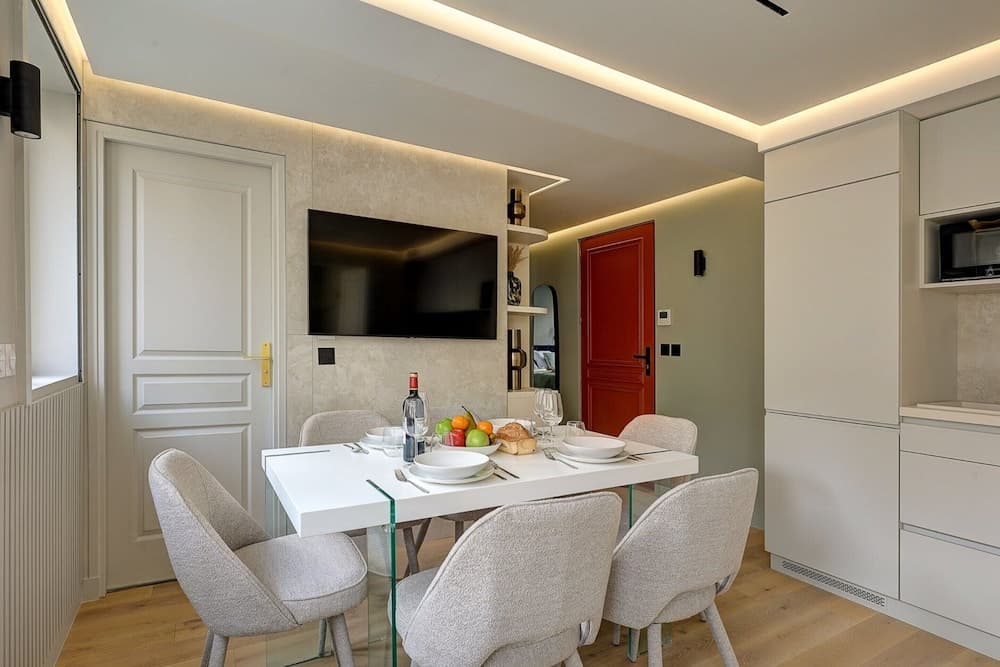 Sublime AC Apartment Eiffel Tower Champs de Mars - photo 19
