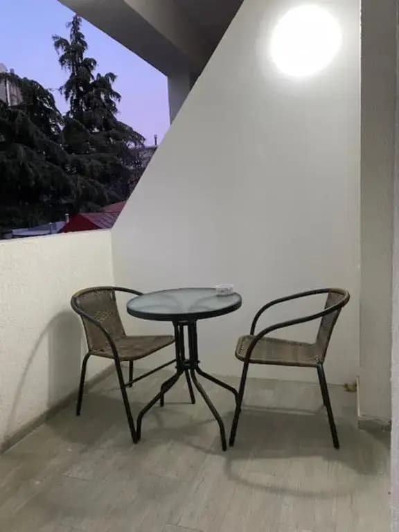 Round Garden Hotel - photo 10