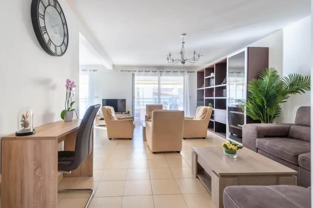 HEART of Nice- Modern Elegant 2BR Flat Big terrace - photo 8