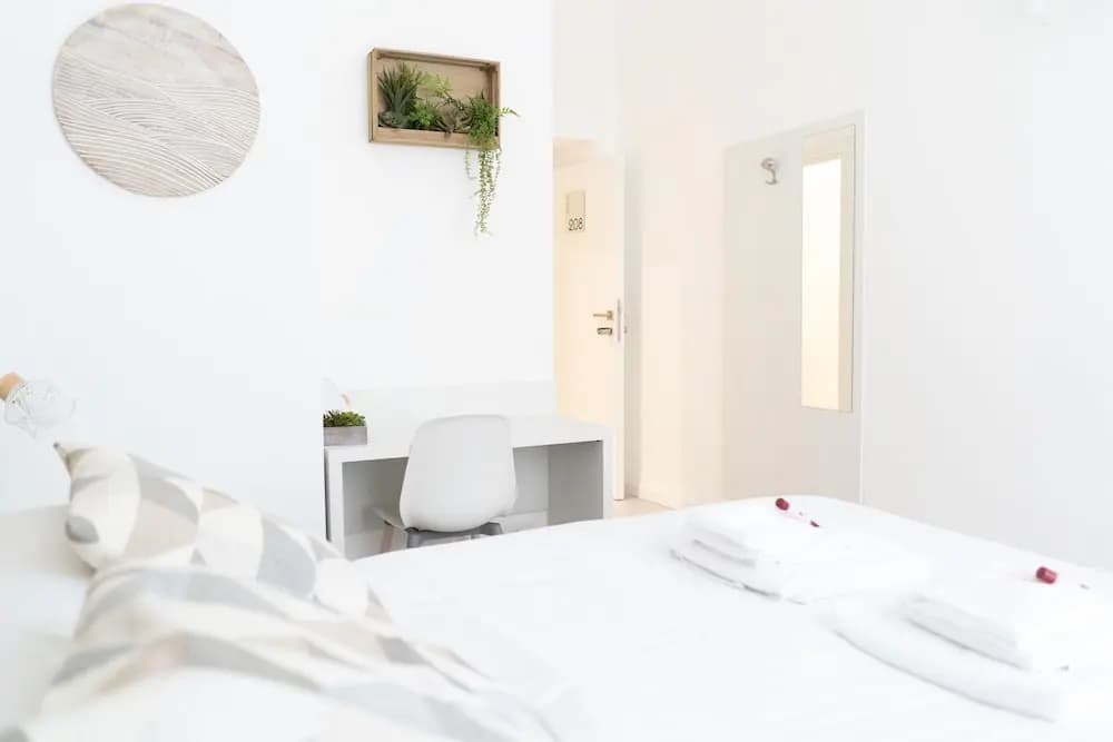 White Gioberti Guesthouse - photo 42