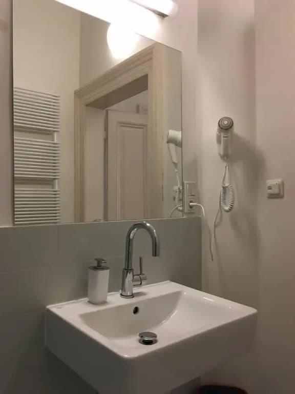 Old Town Square Corner Apartment - photo 6