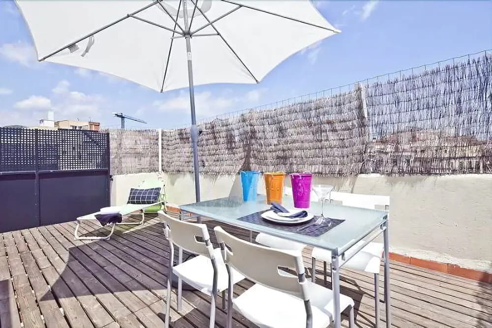 Montserrat Apartment - photo 7