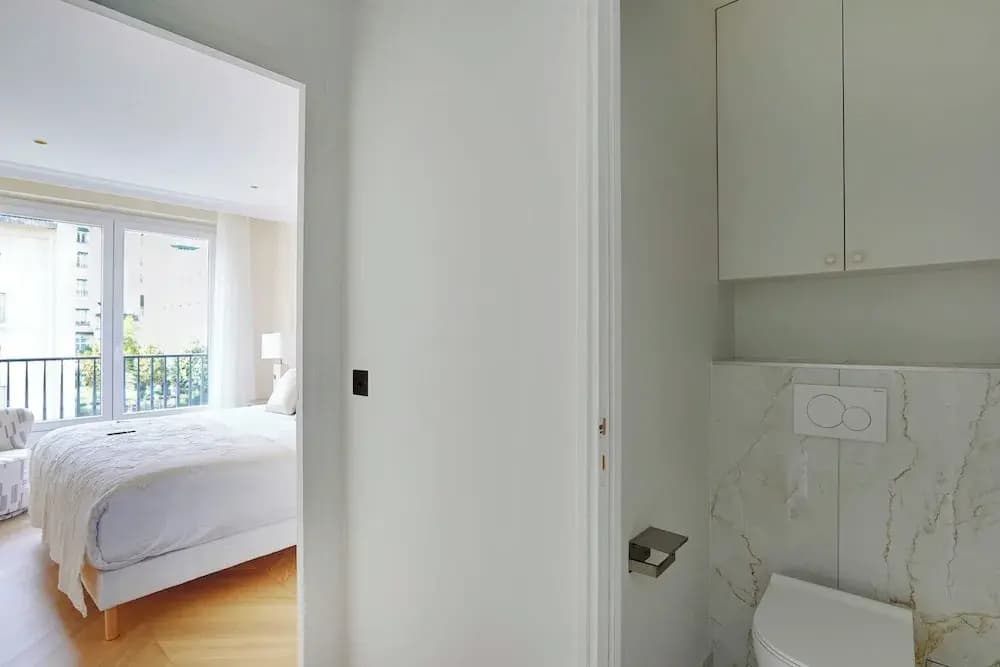 Luxurious Apartment - 2br- 6P Eiffel Tower View - photo 2