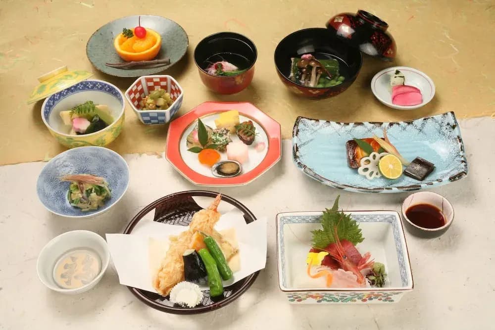 Wakamiya - photo 13