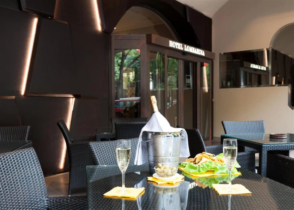 Hotel Lombardia - photo 35
