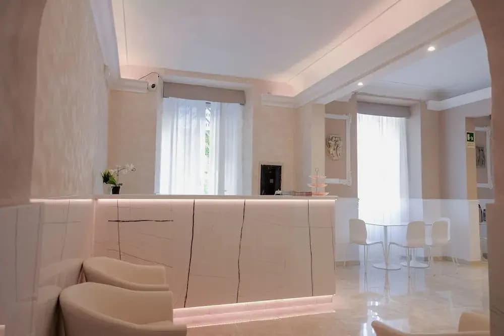 Hotel Alex Square - photo 2