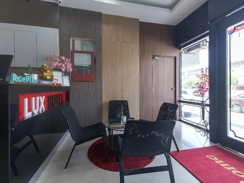 Lux Hotel - photo 14
