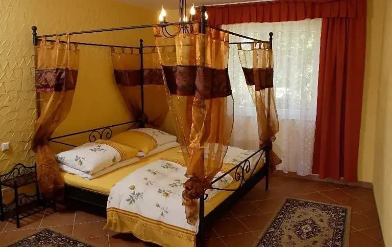 D-Apart Hotel - photo 2