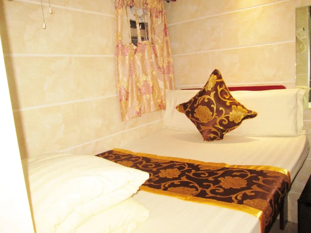 New Shanghai Guest House - photo 3
