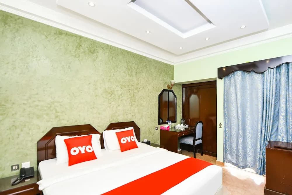 OYO 137 Marina Hotel - photo 4