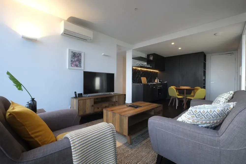 Turnkey Accommodation - Victoria Harbour Docklands - photo 5