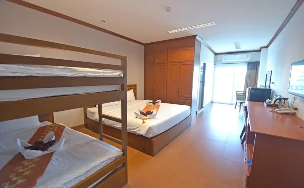 V Residence Chiangmai Hotel - photo 6
