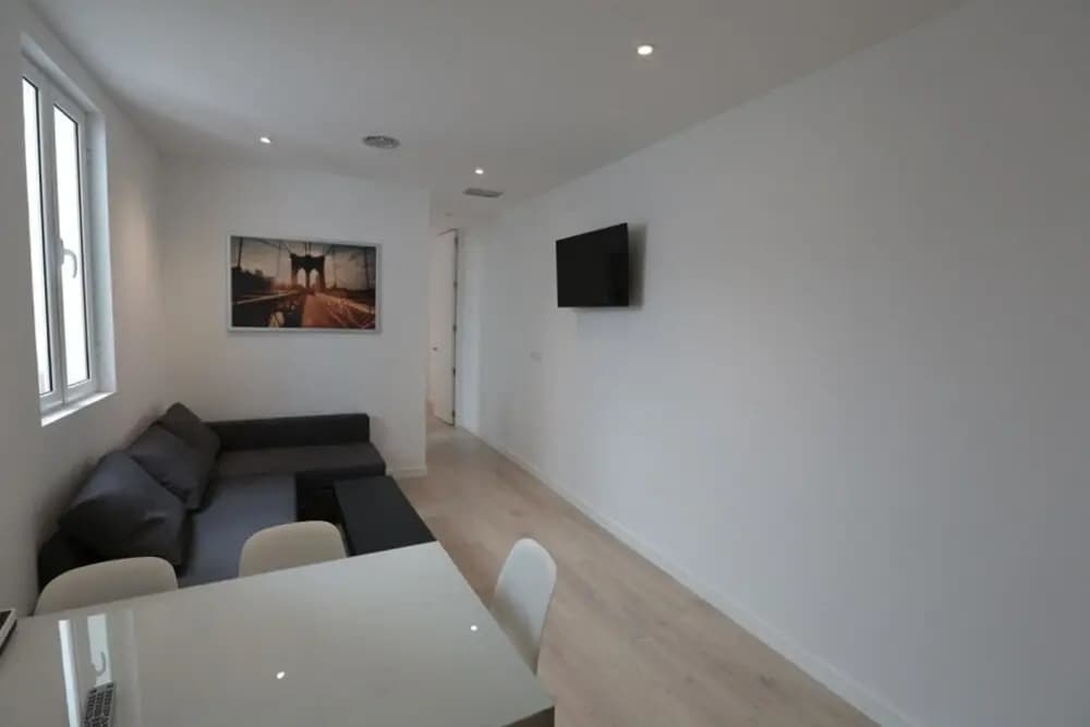 Apartment With one Bedroom in Madrid, With Wonderful City View, Balcony and Wifi - photo 11
