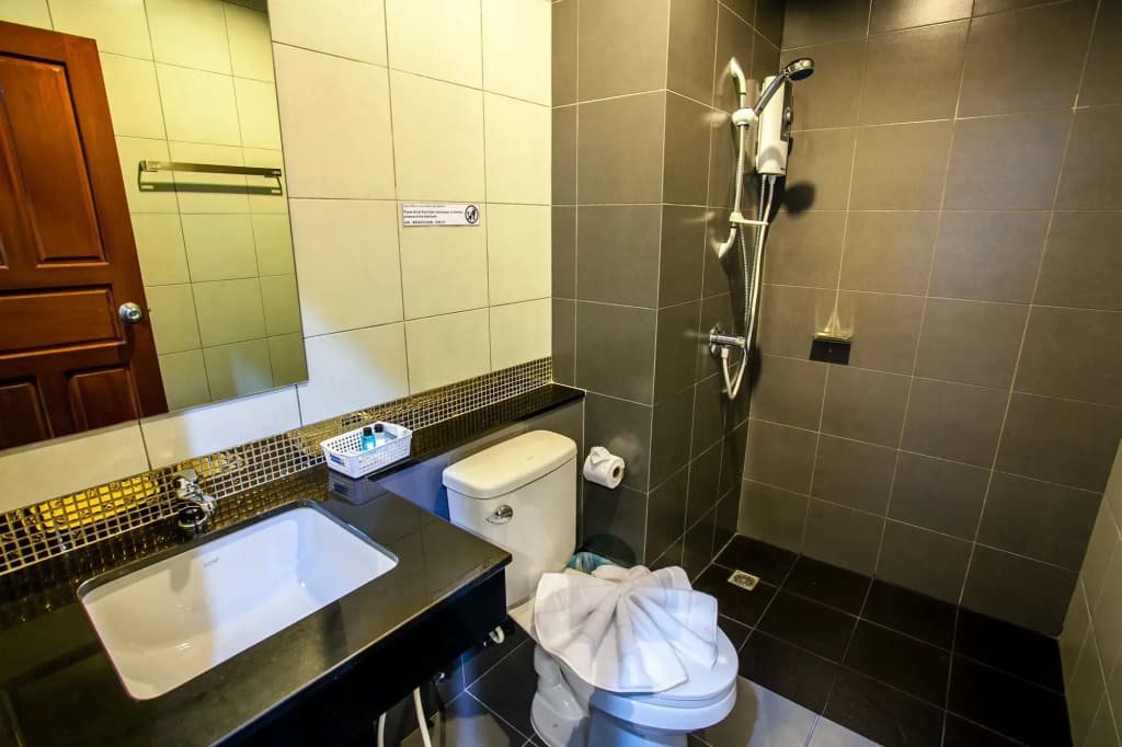 Wanarom Residence Hotel - photo 9