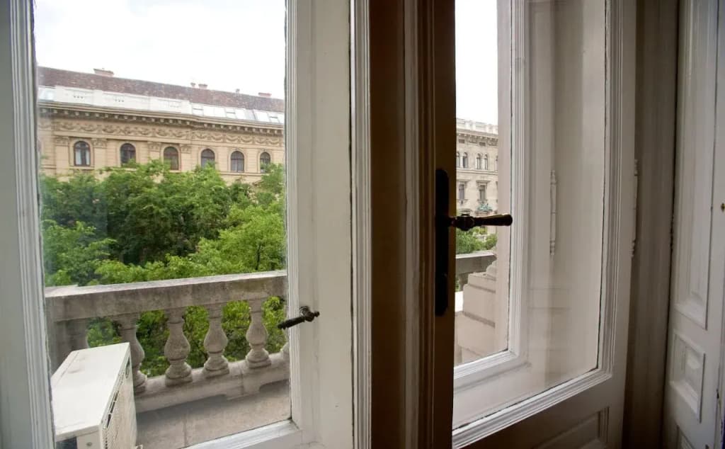 Andrassy Thai Hotel - photo 7
