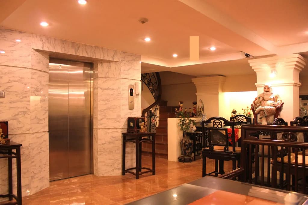 Classic Street Hotel - photo 18