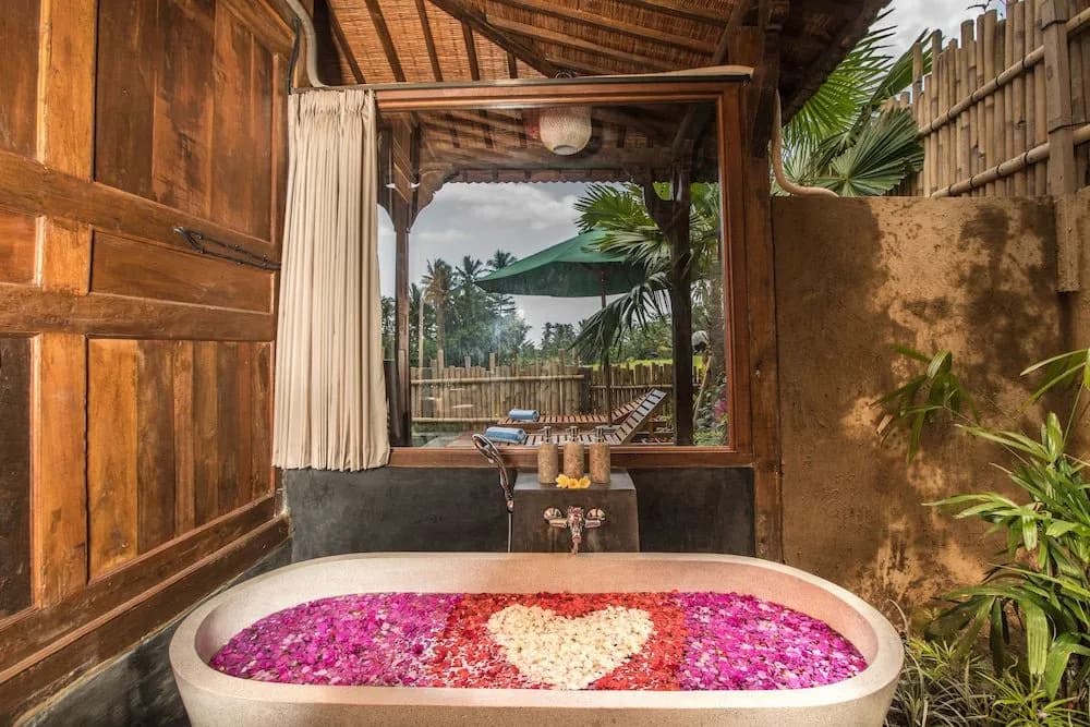 Kawan Antique Ubud Villa - photo 18